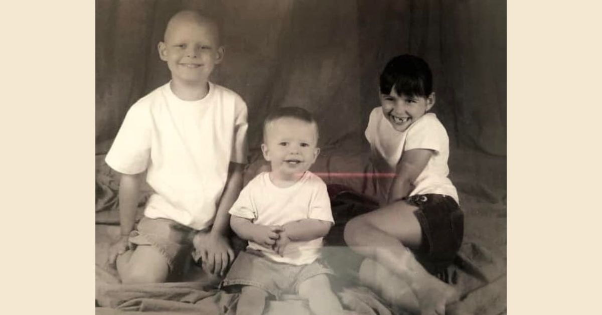Abbey as a little girl with her brothers Caleb and Gabe